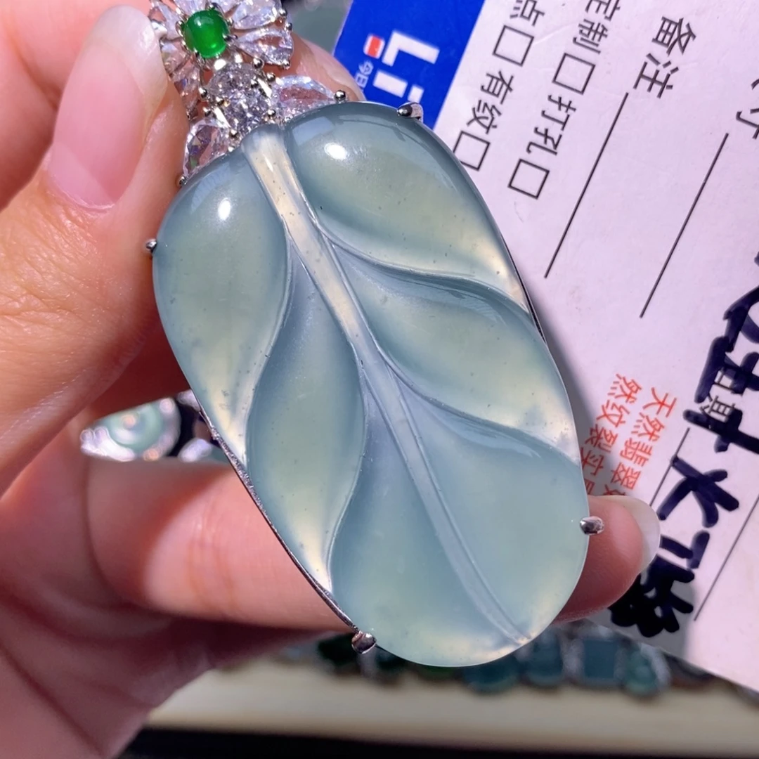 翡翠未镶嵌颈饰天然