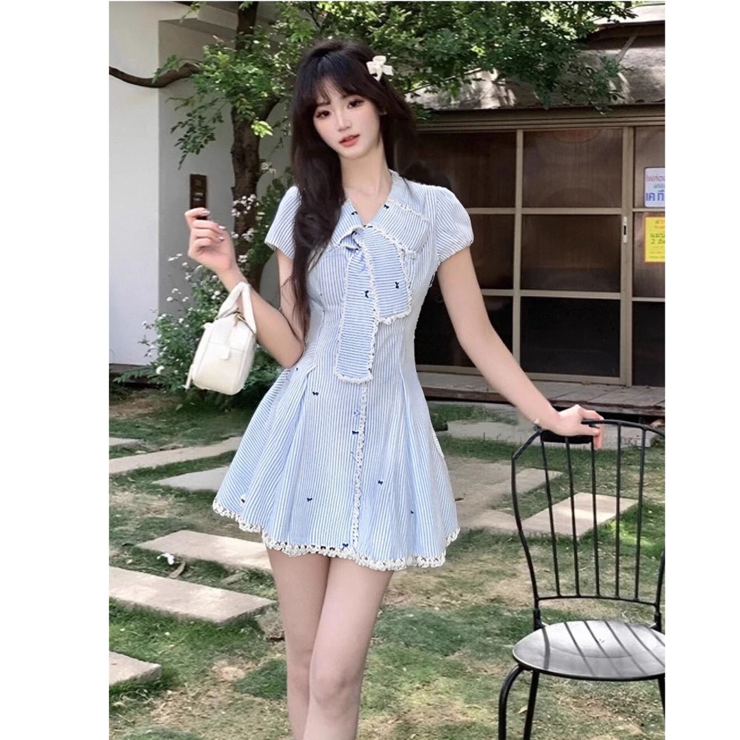 蝴蝶蓝调 夏日绝美条纹衬衫连衣裙女泡泡袖甜美收腰小短裙