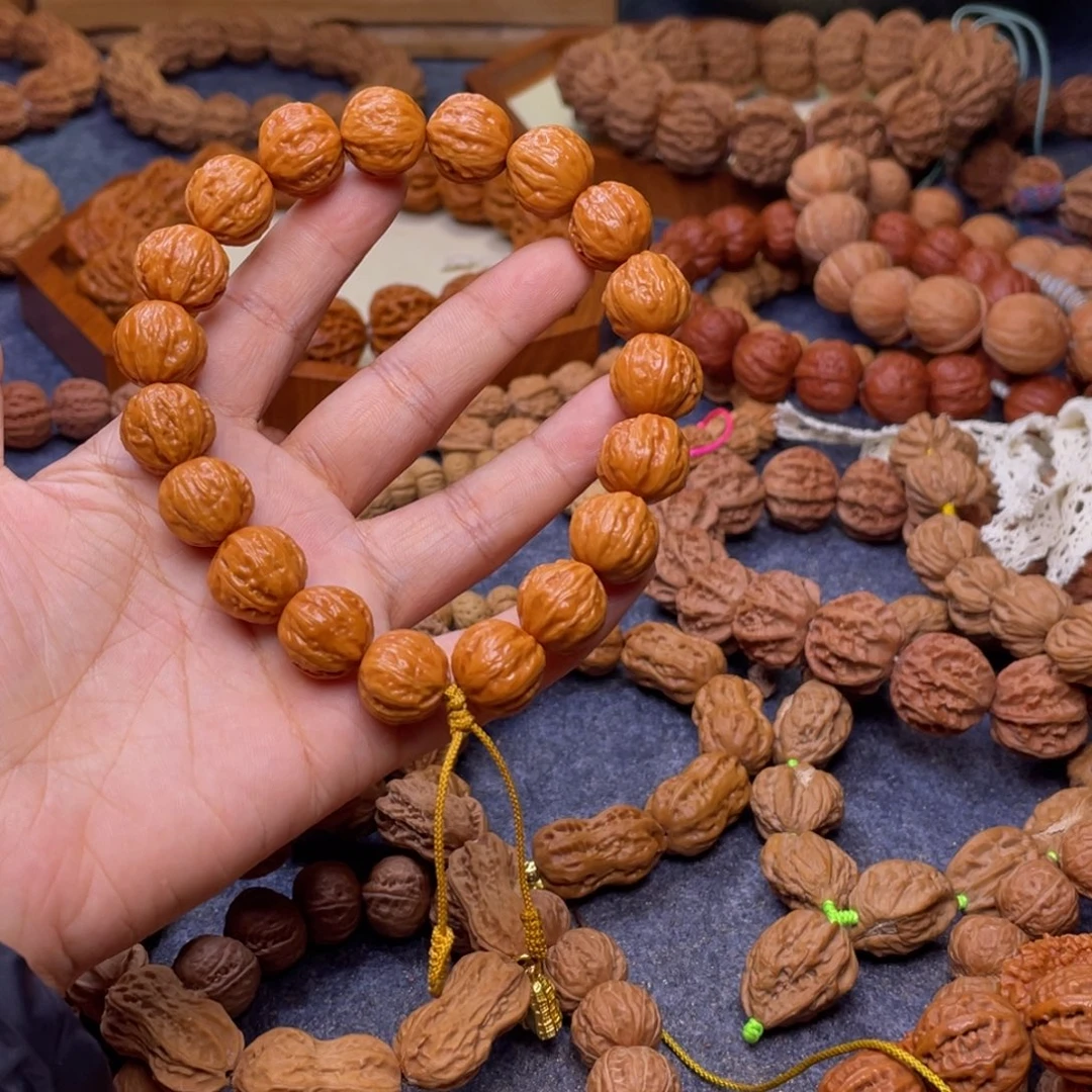 花***生文玩核桃吊坠秋子