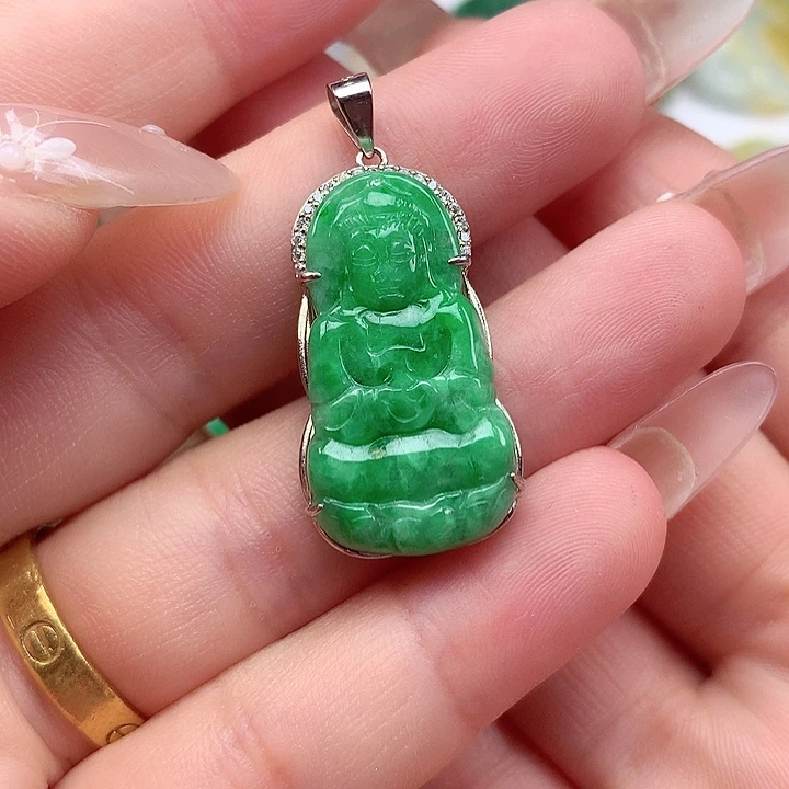 翡翠银S925镶嵌颈饰翡翠