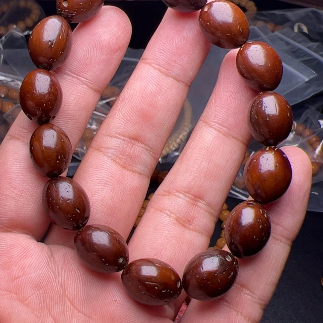 猴头核桃吊坠噢看看