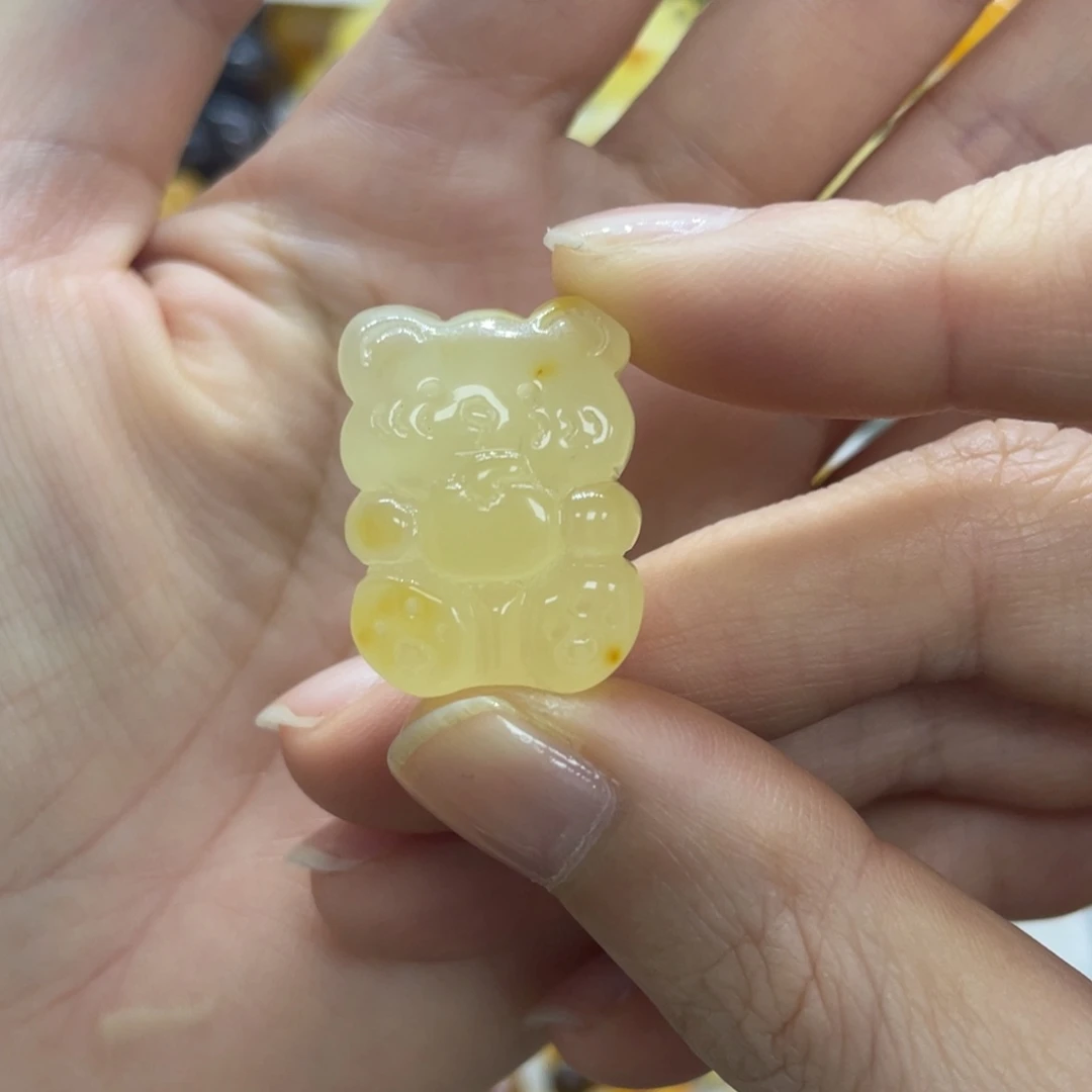 琥珀未镶嵌裸石天然琥珀