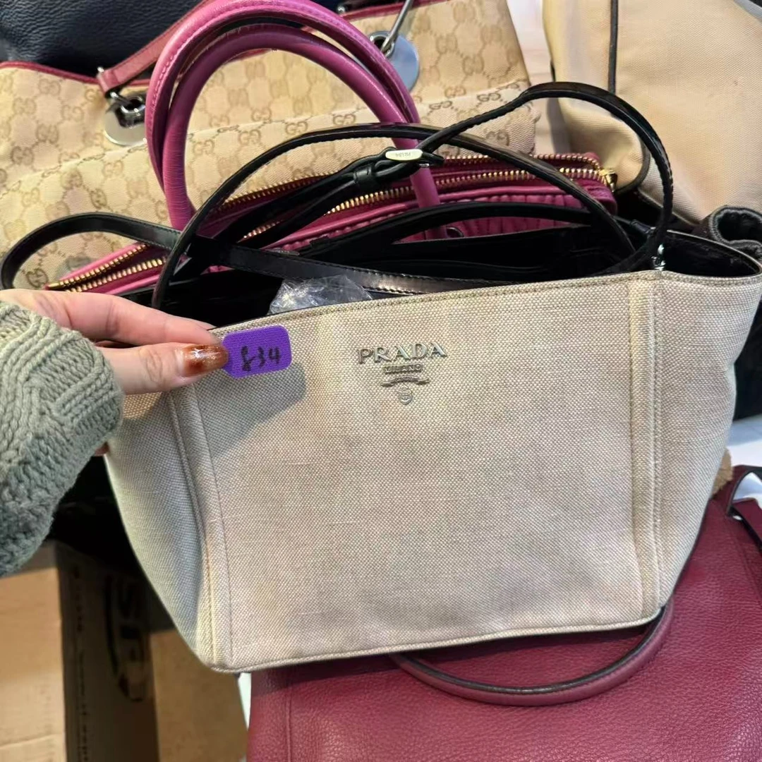 95新 Prada/普拉达 834 -3 sog 普拉达/二奢包包