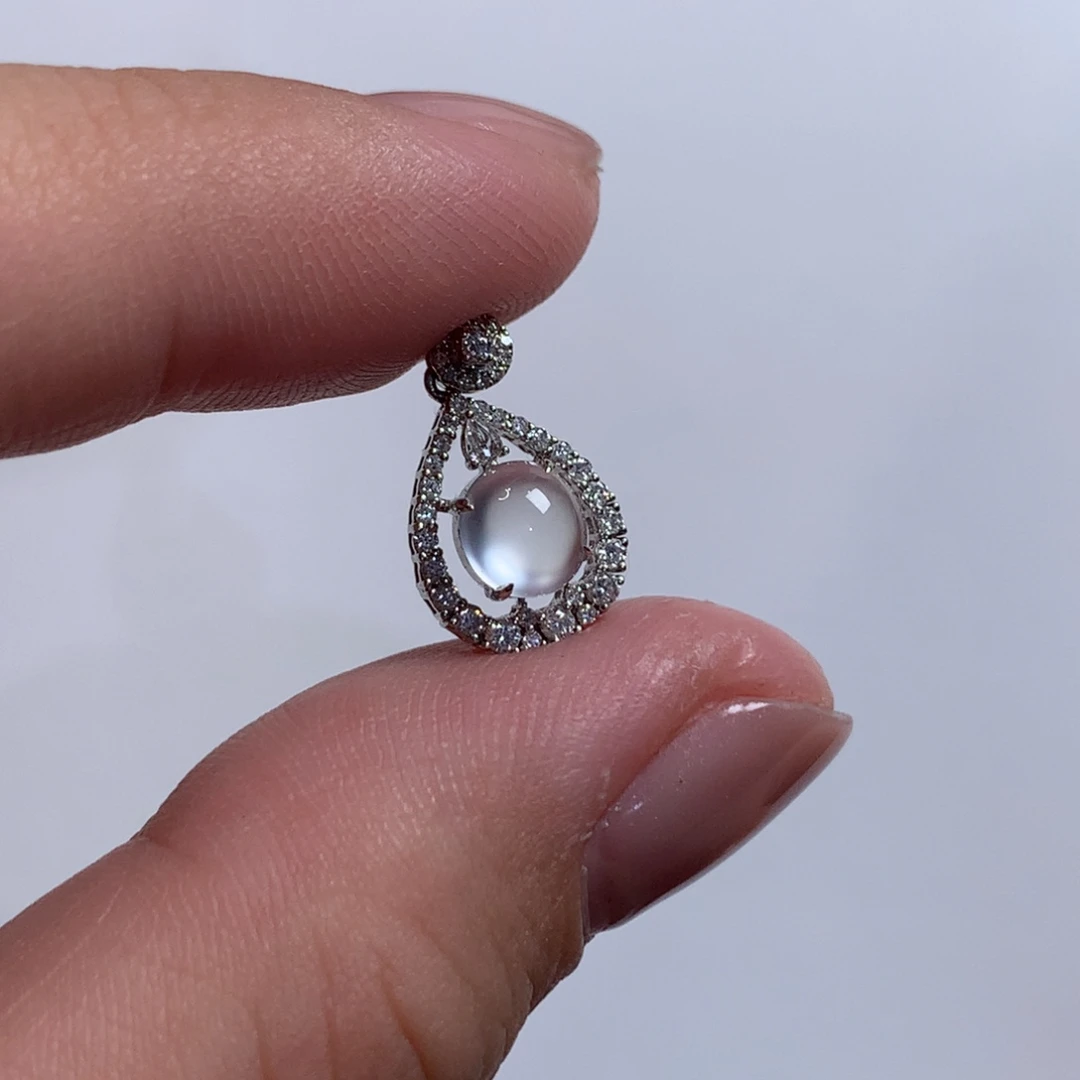 翡翠未镶嵌颈饰水滴蛋面锁骨链