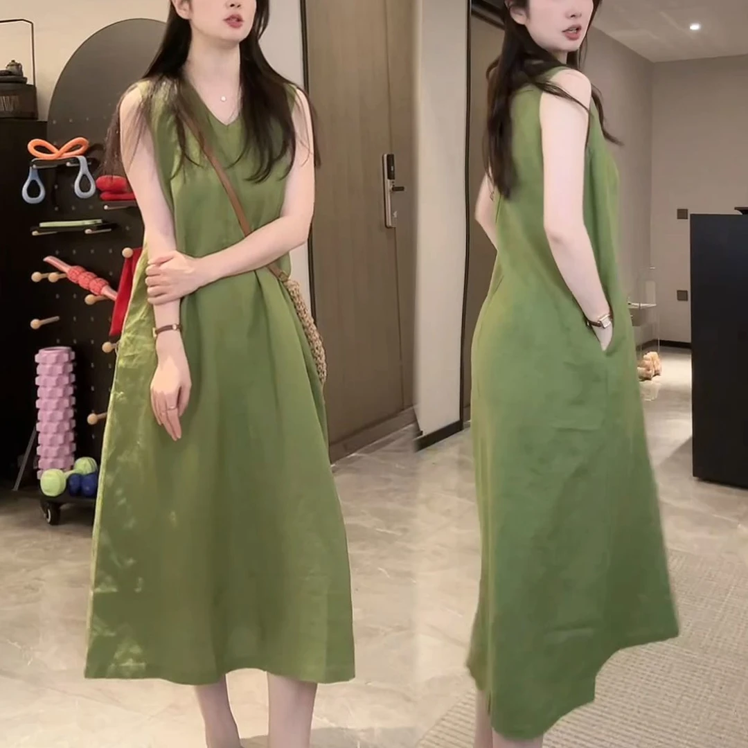 2025年夏季新款时尚宽松显瘦无袖连衣裙女纯色简约中长款休闲裙子