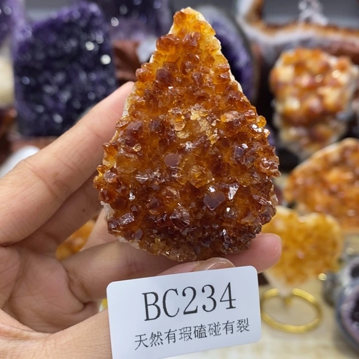 紫晶未镶嵌大型摆件（非配饰）