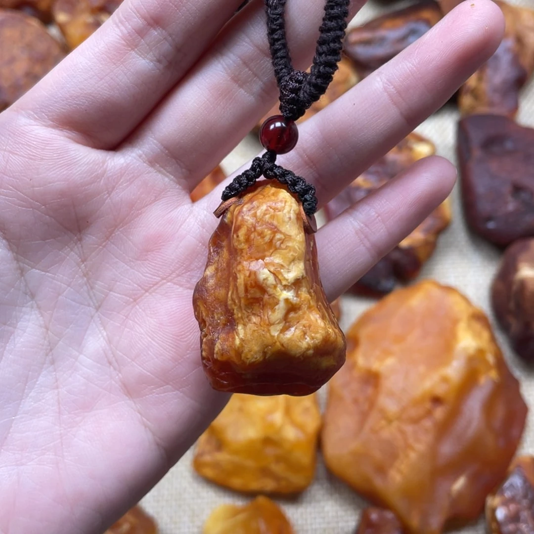 琥珀珠宝奇石未镶嵌