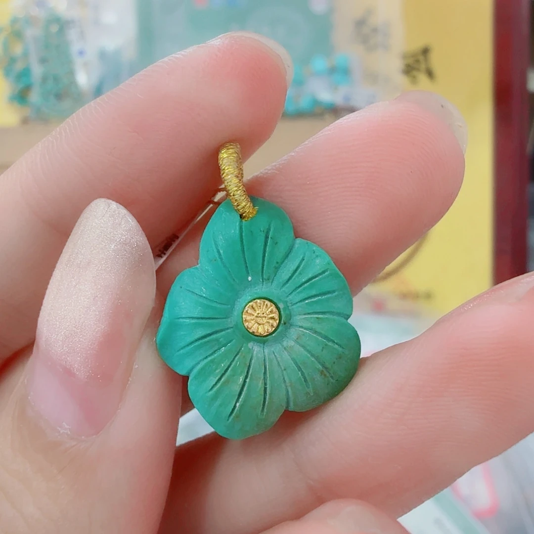 未镶嵌绿松石珠宝奇石