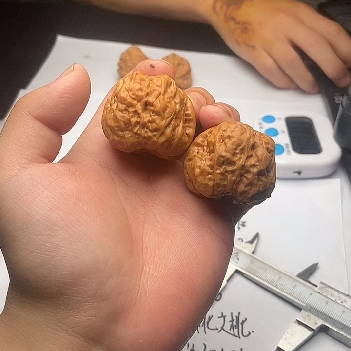 桃核吊坠天*水发货国际