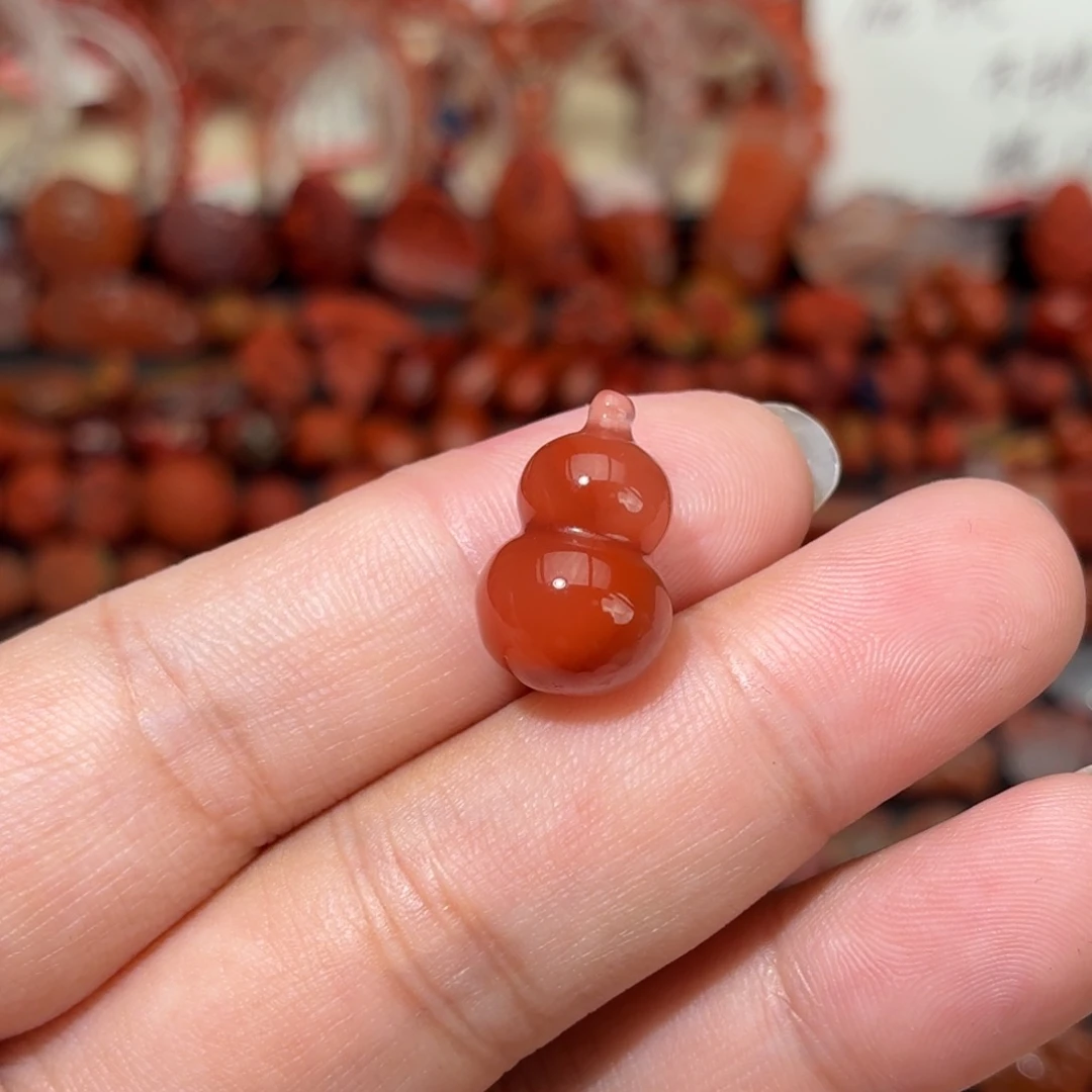 南红玛瑙未镶嵌颈饰胖葫芦