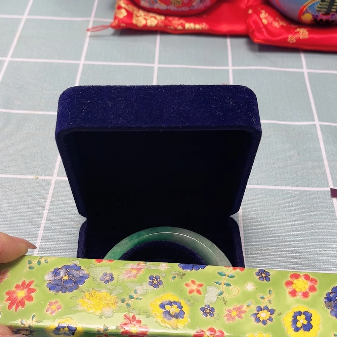 瓷片hhhhhhhhhhhhhhhhhh