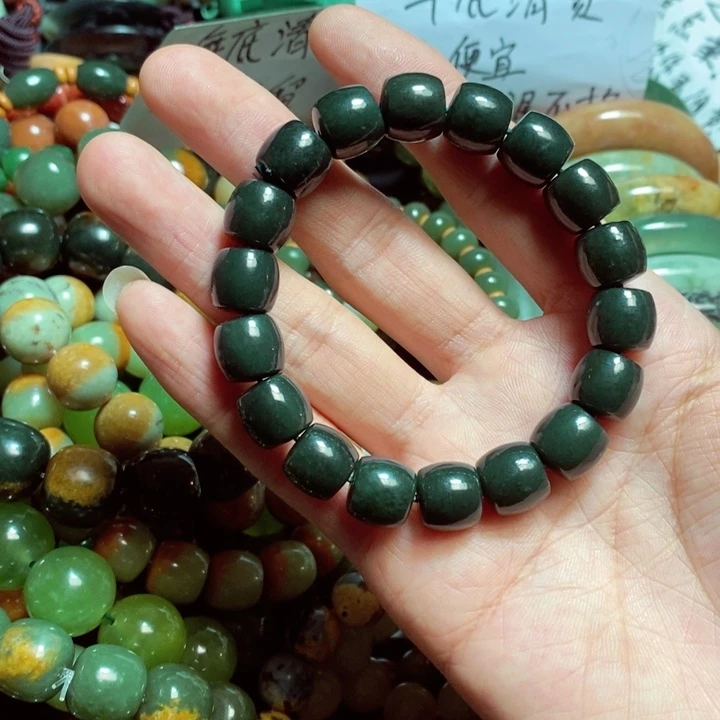 岫岩河磨玉（透闪石质玉）手链未镶嵌