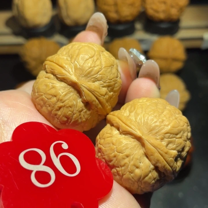 蛇皮球35尺寸核桃
