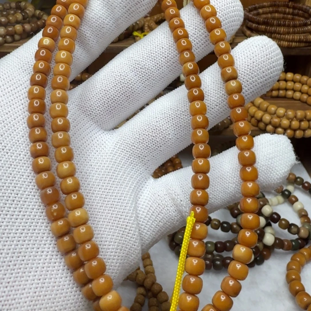 吊坠龙脊菩提玉化