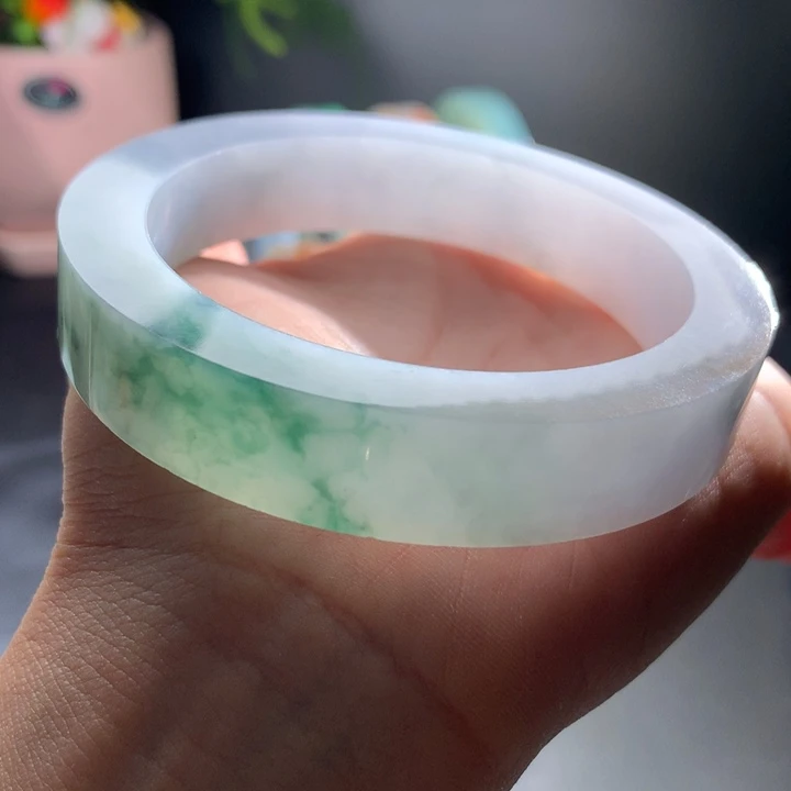 未镶嵌手镯定制翡翠