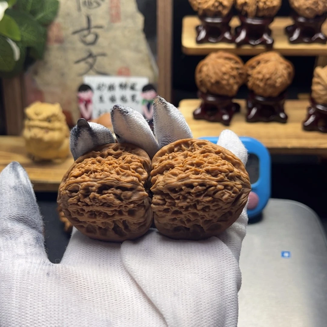 吊坠文玩核桃阿****龙42全品南疆