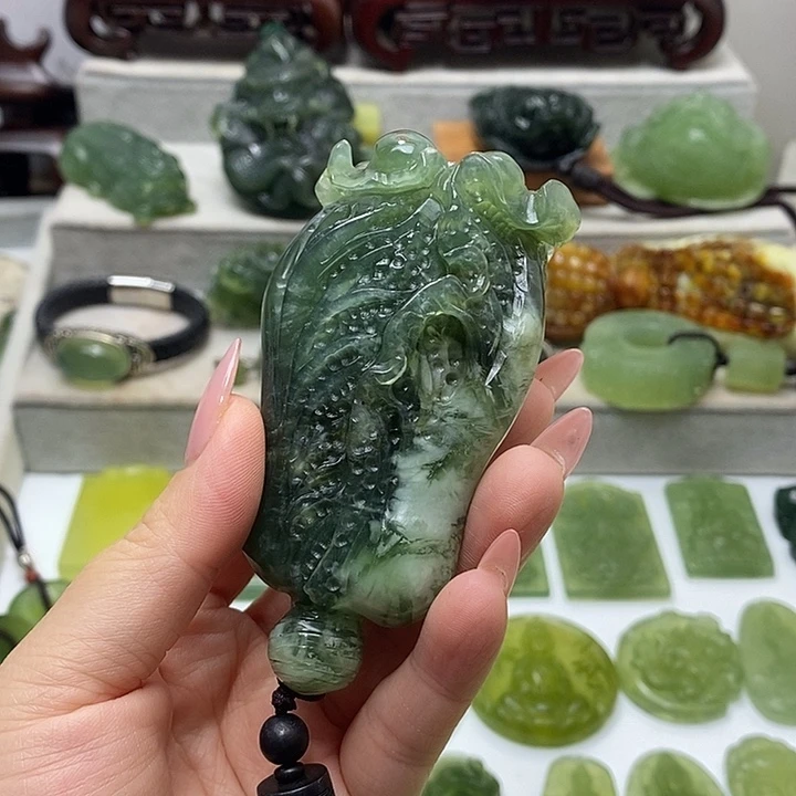 未镶嵌岫玉手把件