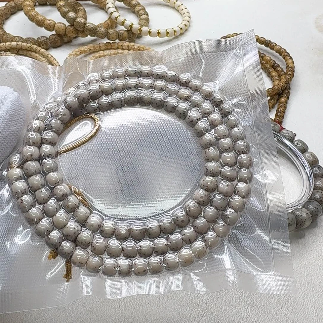 吊坠星月菩提6创世糯冰石玉河豚6左右108