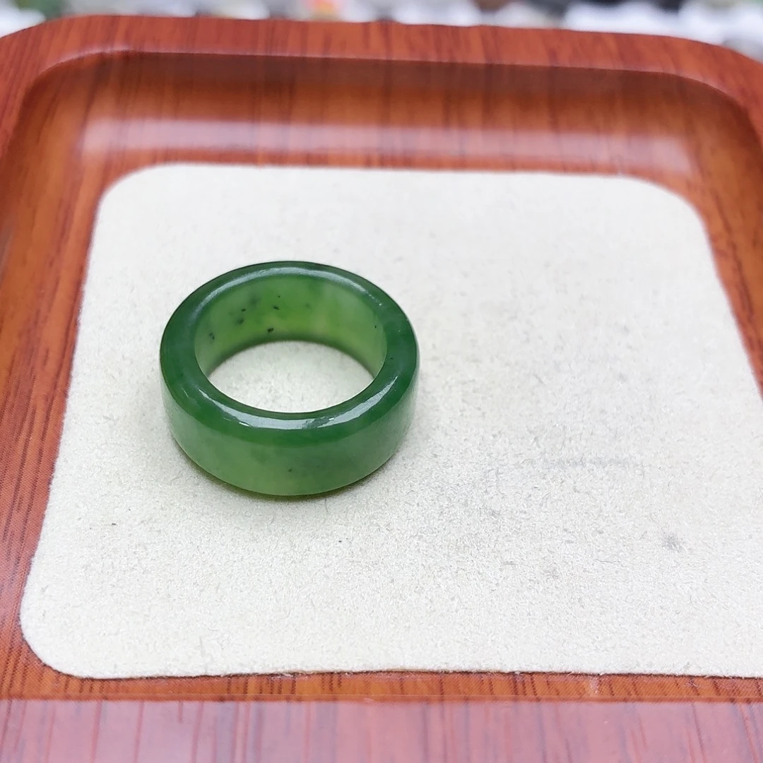 慕***名和田玉未镶嵌戒圈14号