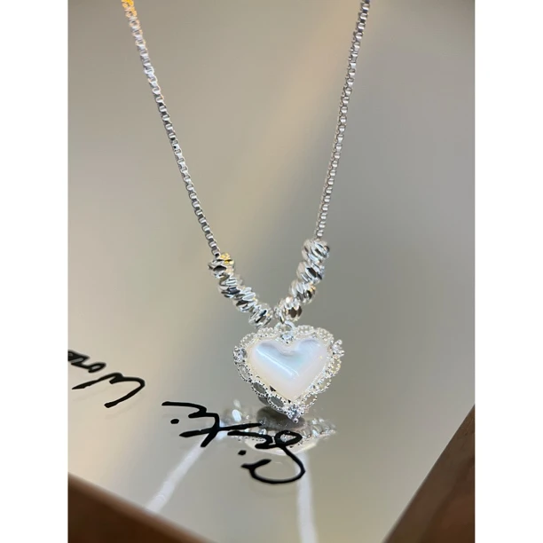 镀白金 财阀千金 贝壳爱心高级感项链Y155