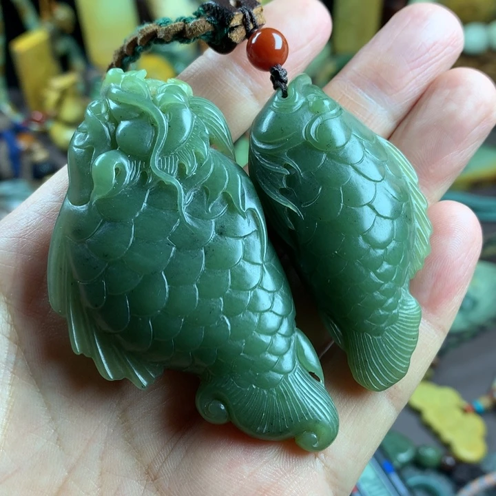 吊坠(赠链)未镶嵌岫岩河磨玉（透闪石质玉）媞*?