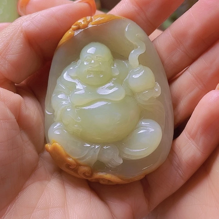 未镶嵌岫岩河磨玉（透闪石质玉）挂件s****姥