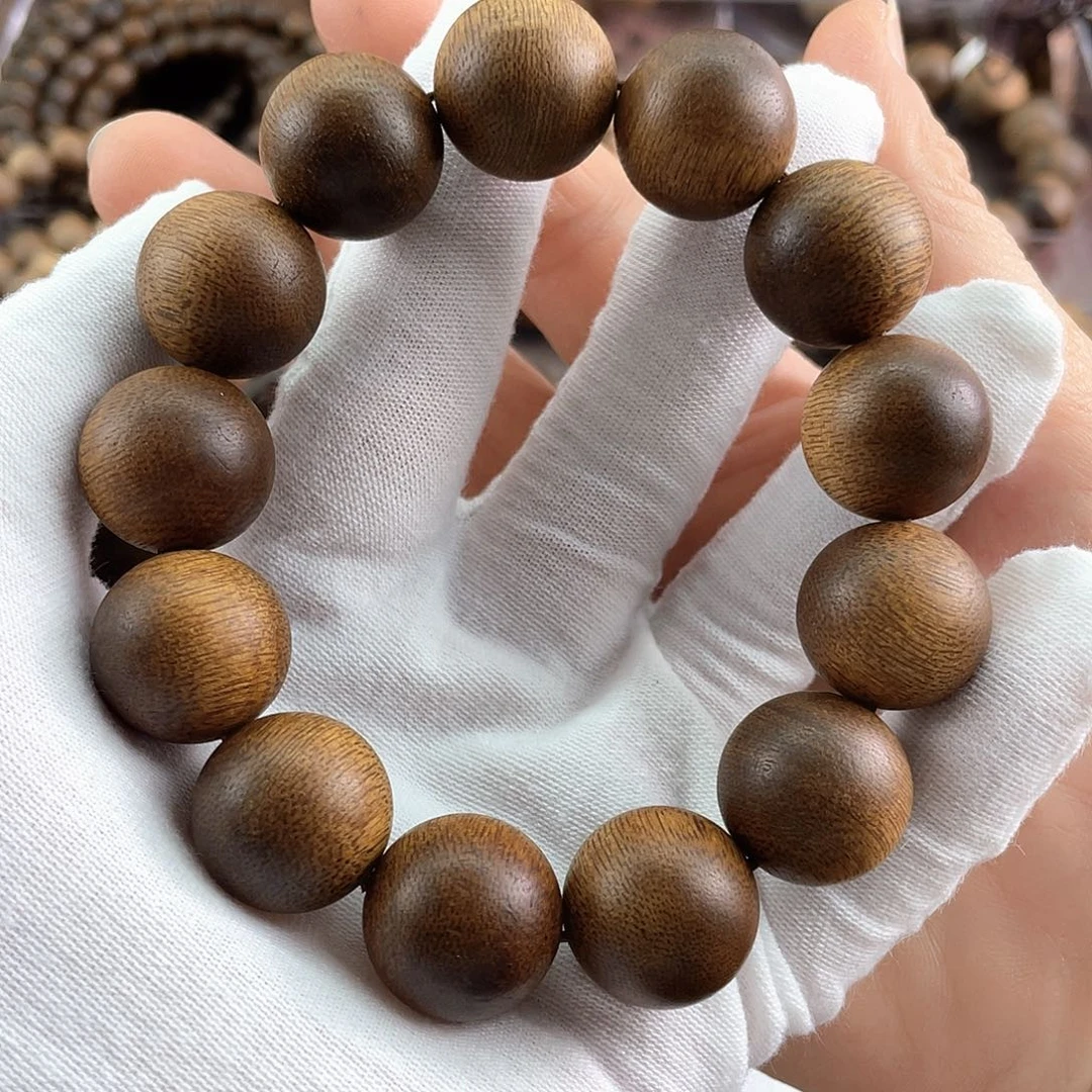 沉香手串琼*越南芽庄白棋