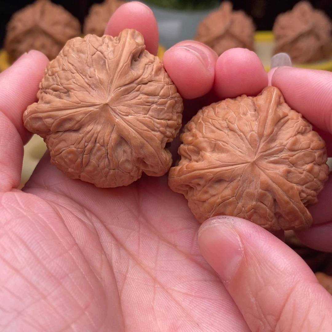 文玩核桃把件正奔40