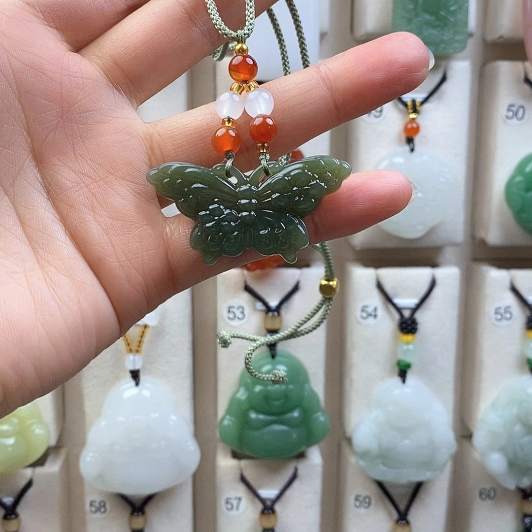 颈饰未镶嵌和田玉