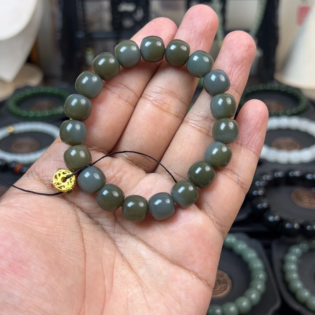 王***学手链未镶嵌和田玉