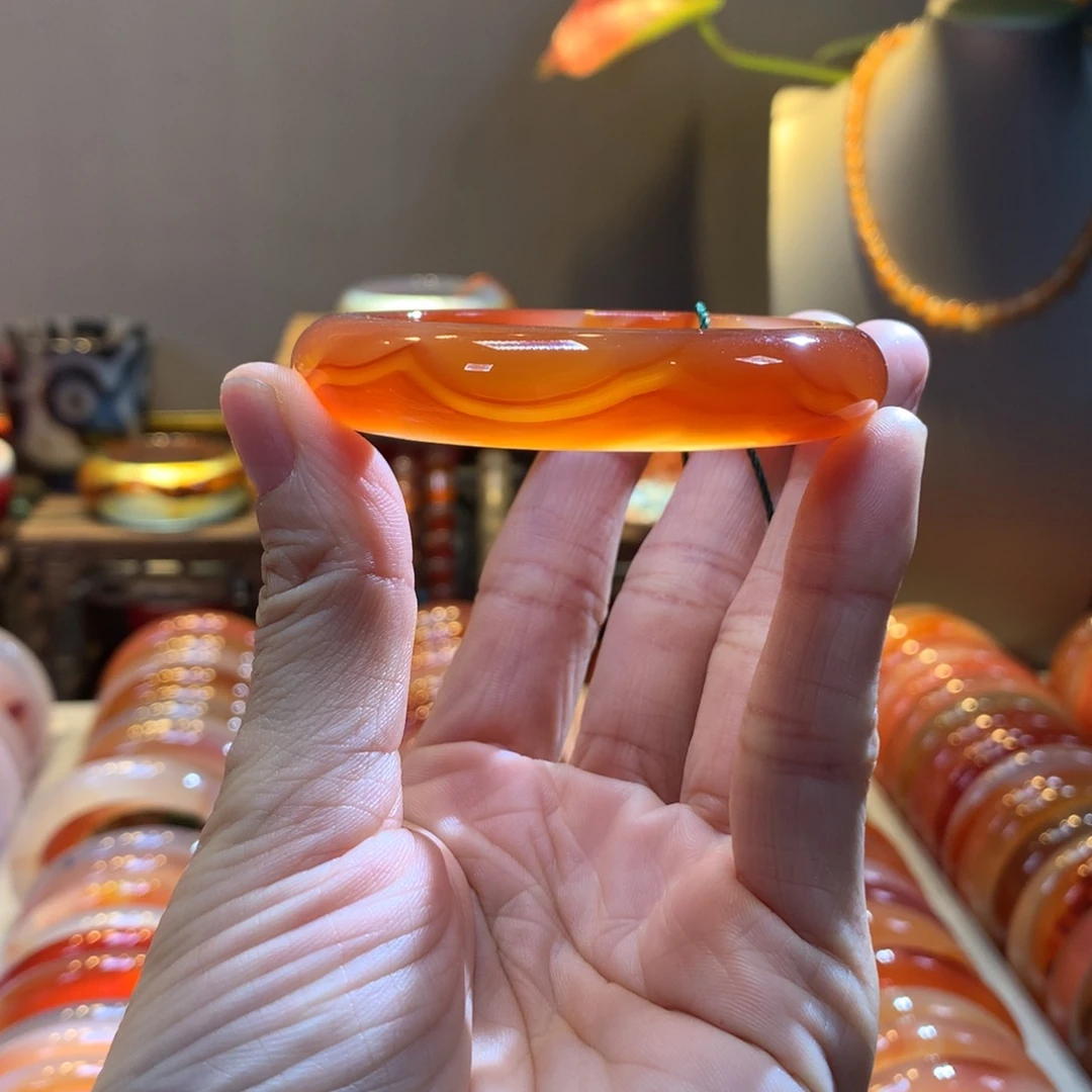 玛瑙/玉髓未镶嵌手镯40号