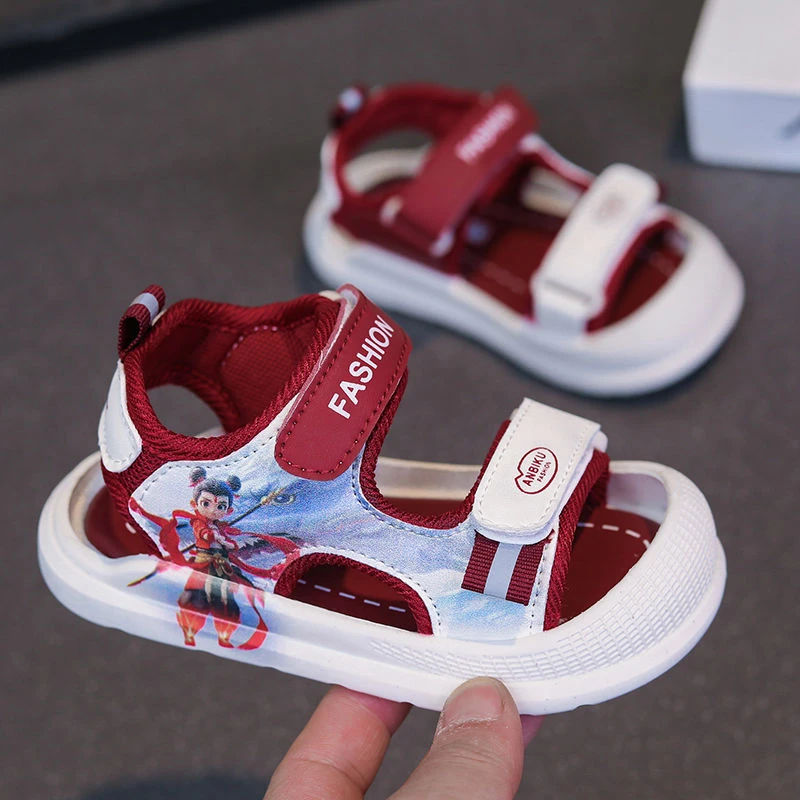 哪吒男童运动凉鞋2025新款夏季小童鞋女童软底防滑包头凉鞋宝宝鞋