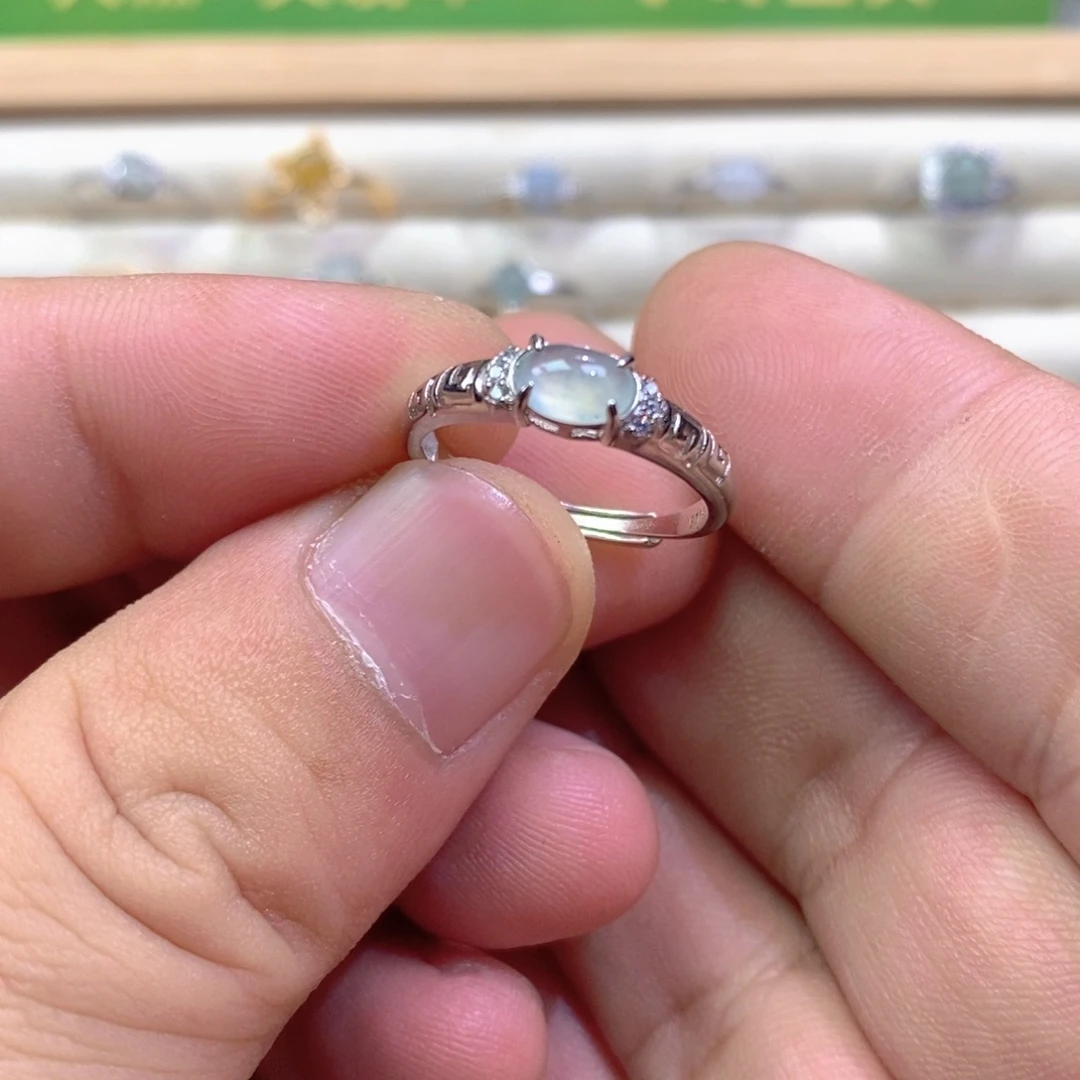 翡翠未镶嵌戒指翡翠戒指