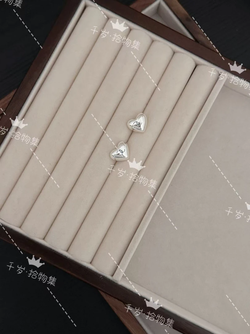 铜合金耳饰 小众爱心双C耳环字母墨绿色一对装（79）