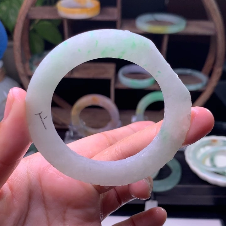 未镶嵌翡翠定制翡翠