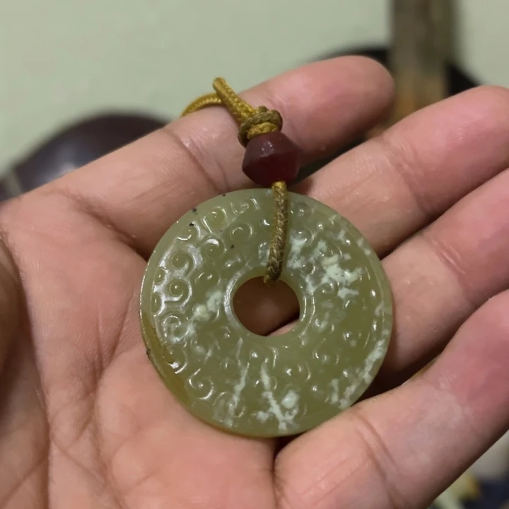 和田玉（糖玉）未镶嵌颈饰