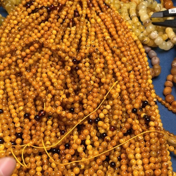 琥珀未镶嵌珠宝奇石