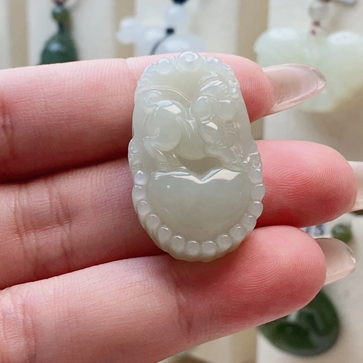 幻***来和田玉未镶嵌颈饰