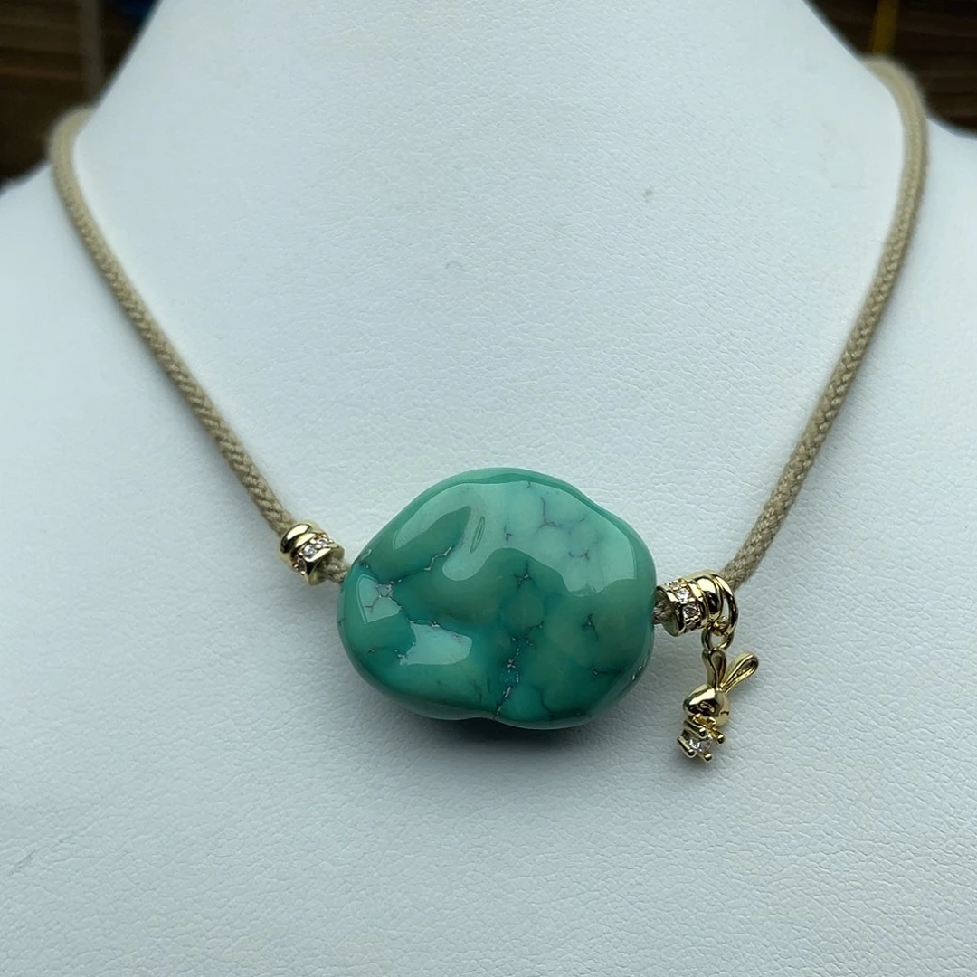 绿松石未镶嵌珠宝奇石随行吊坠