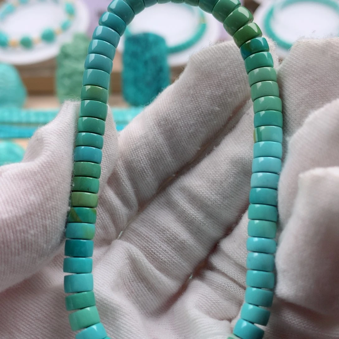 绿松石配饰未镶嵌