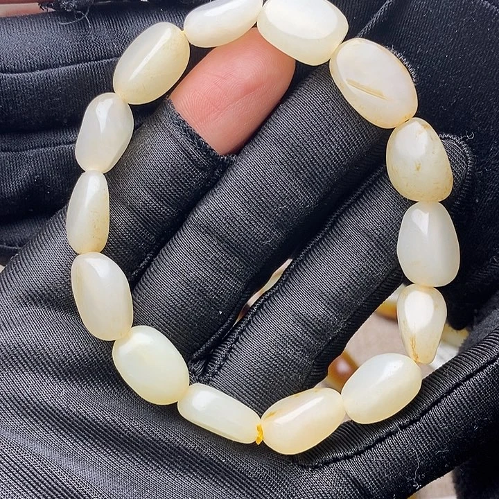 和田玉未镶嵌手链