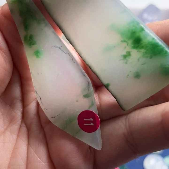 翡翠未镶嵌颈饰天然翡翠