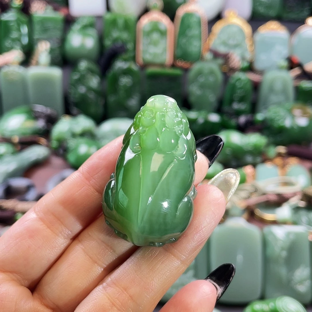 和田玉挂件未镶嵌