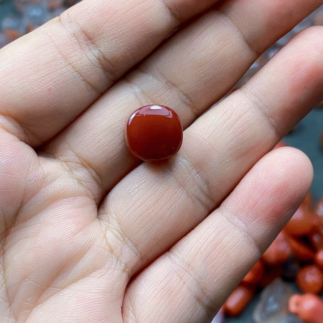 南红玛瑙未镶嵌颈饰