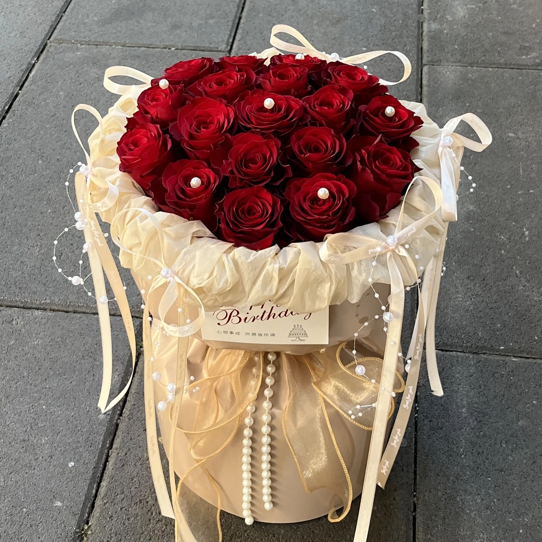 【恋恋深情】19朵红玫瑰芭蕾风小香风花束送女友礼物情人节礼物情人节花束礼物生日鲜花花店送花