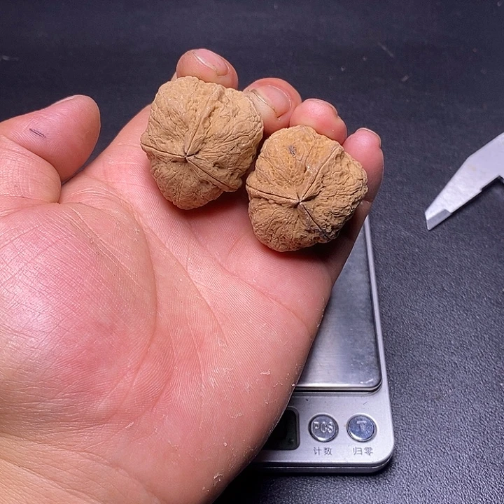 吊坠文玩核桃云南铁核桃炸福利43