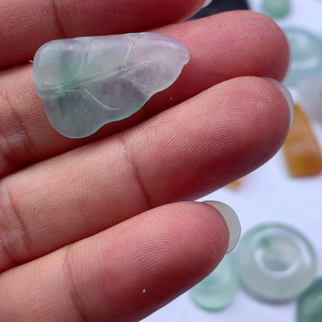 定制翡翠未镶嵌包工