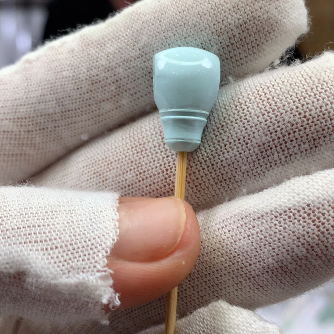 绿松石未镶嵌挂件