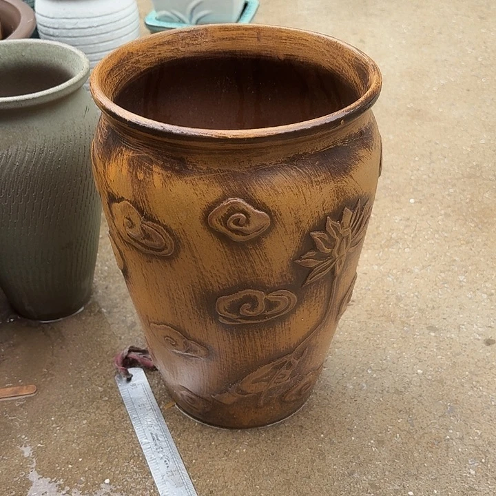 口20高30一个盆子。