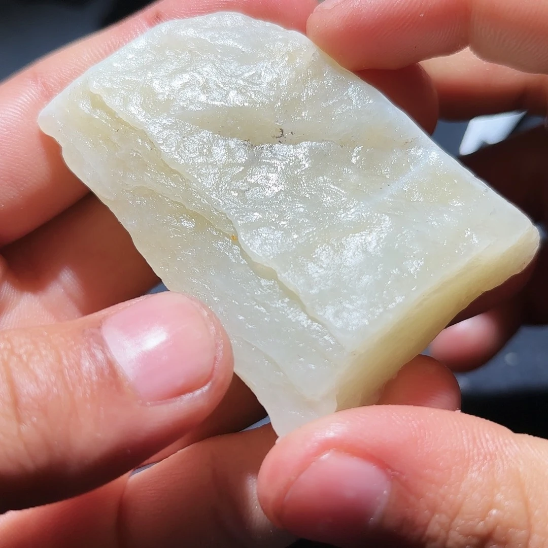 和田玉未镶嵌珠宝奇石